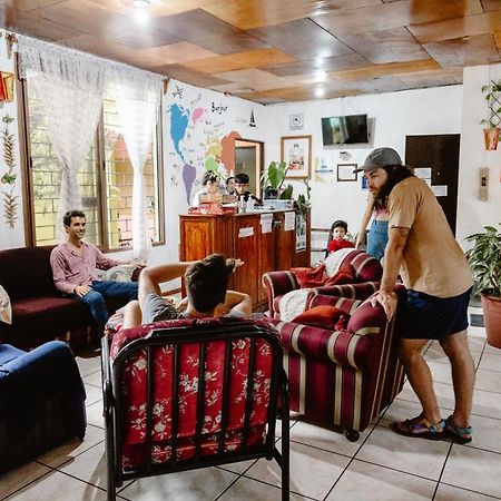 Hostal Dona Mercedes Juayúa エクステリア 写真